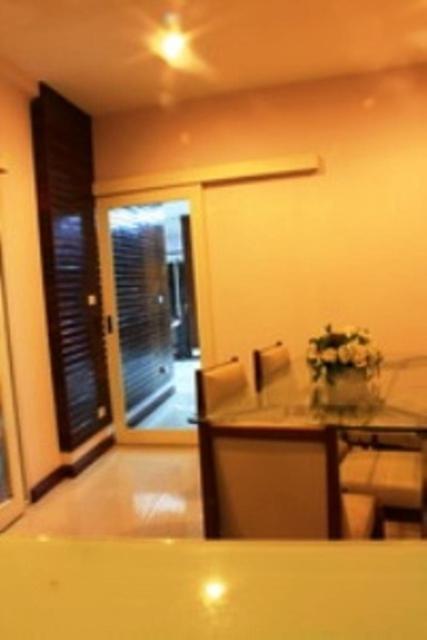 Baan Manusarn Bangkok Luaran gambar